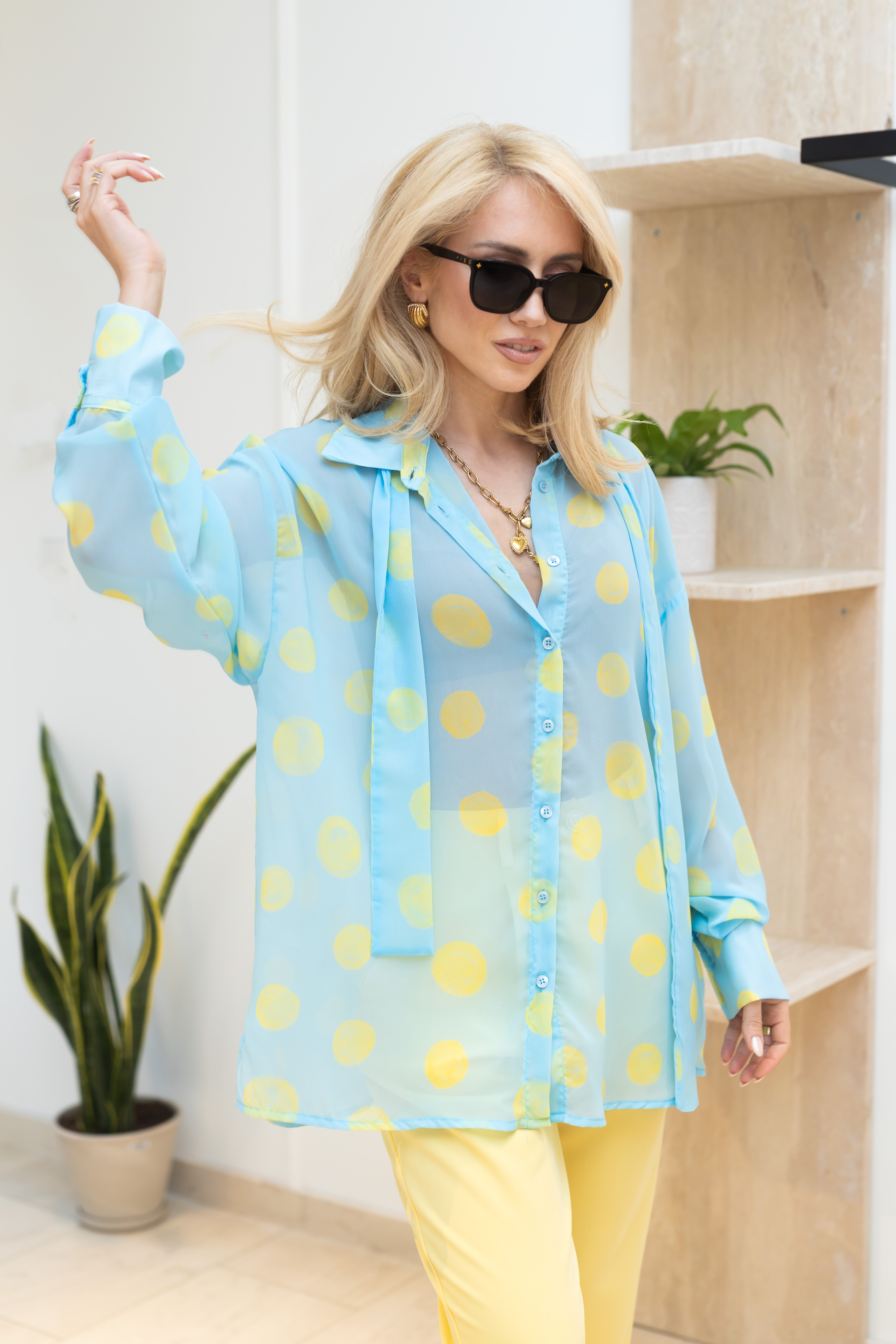 Sky Butter Dots Onesize Shirt - Image 2