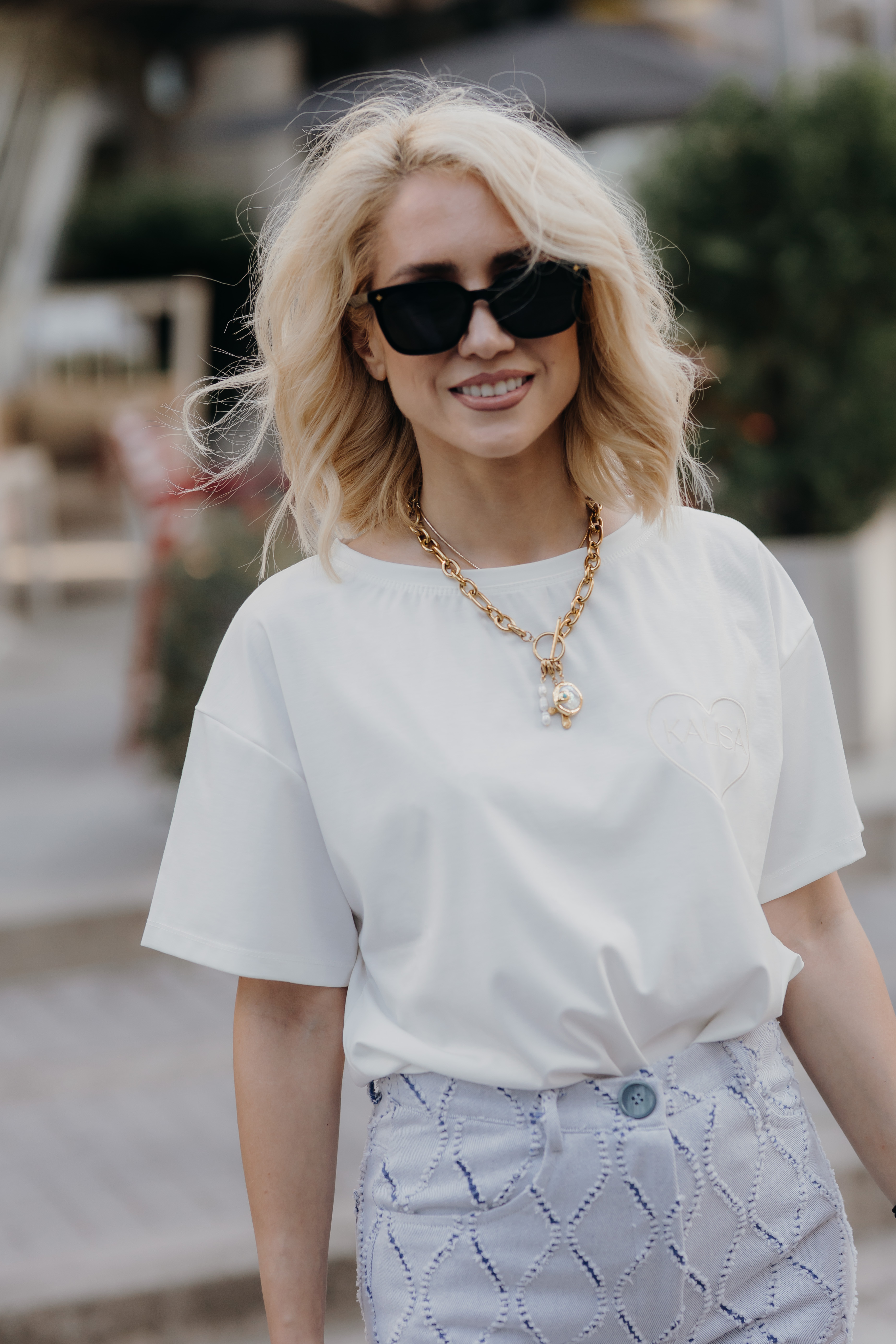 Kalisa White Heart T shirt - Image 6